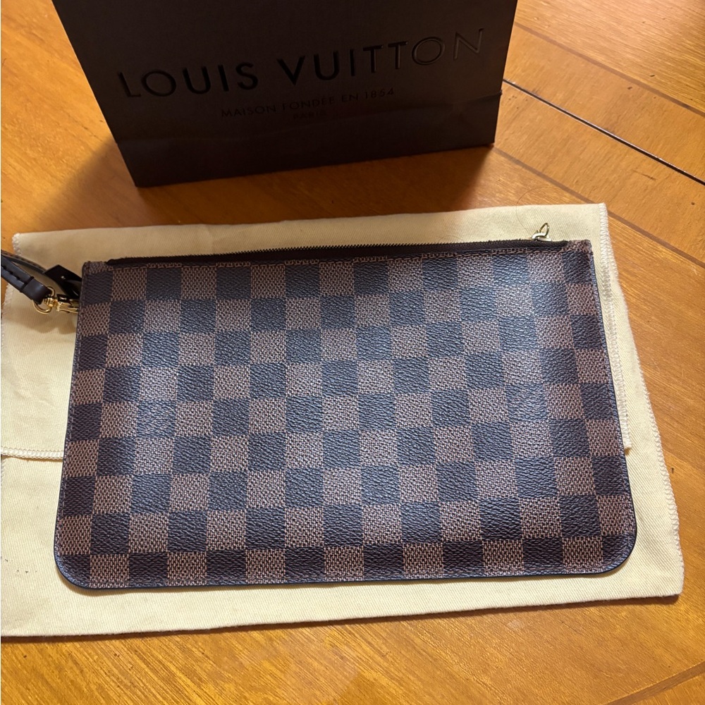Louis Vuitton Neverfull MM Pouch Damier Ebene - Picture 6 of 7